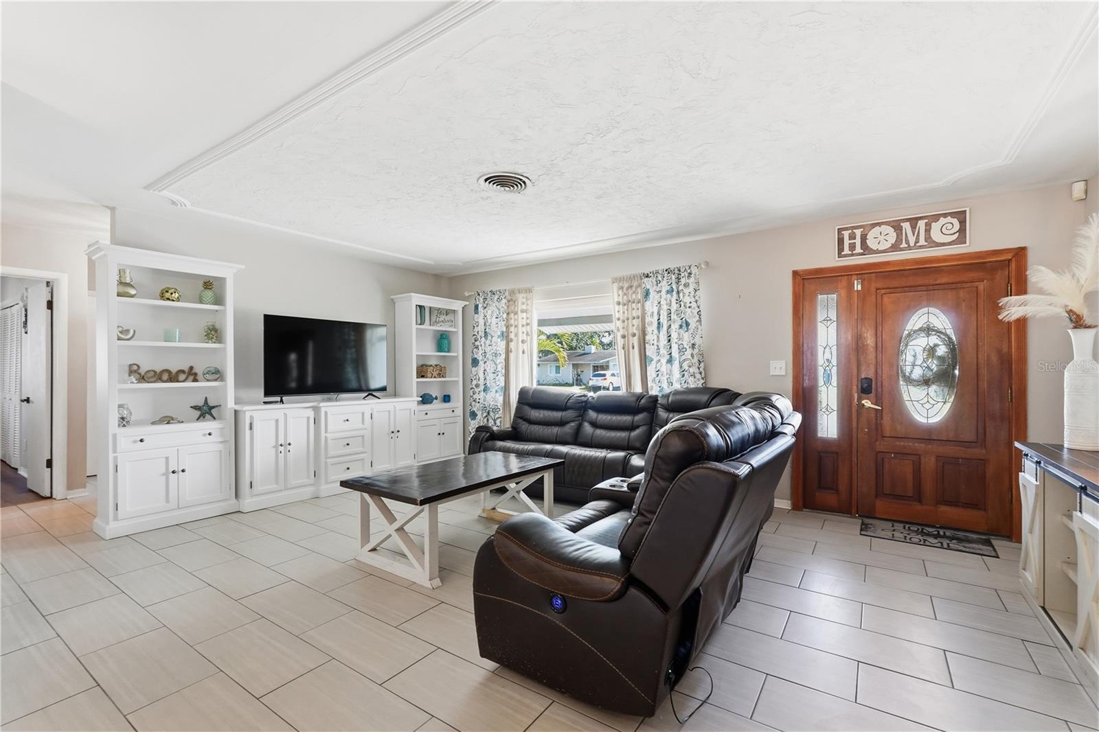 2701 64th, St Petersburg, FL 33712