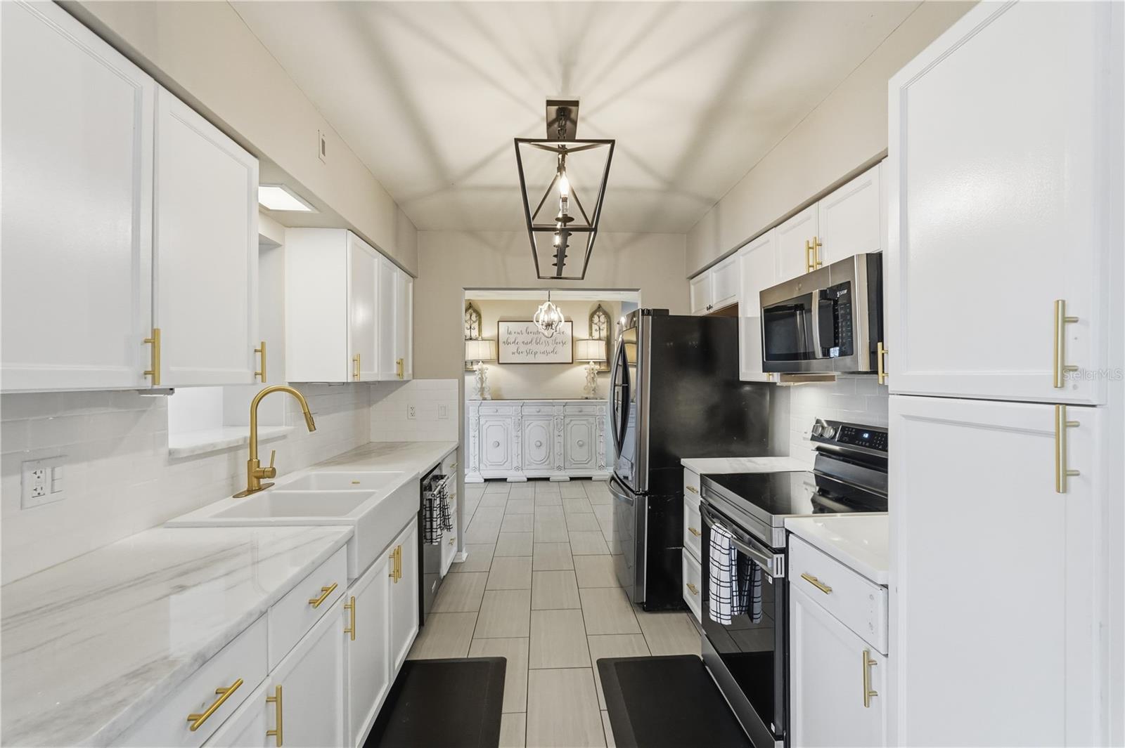2701 64th, St Petersburg, FL 33712