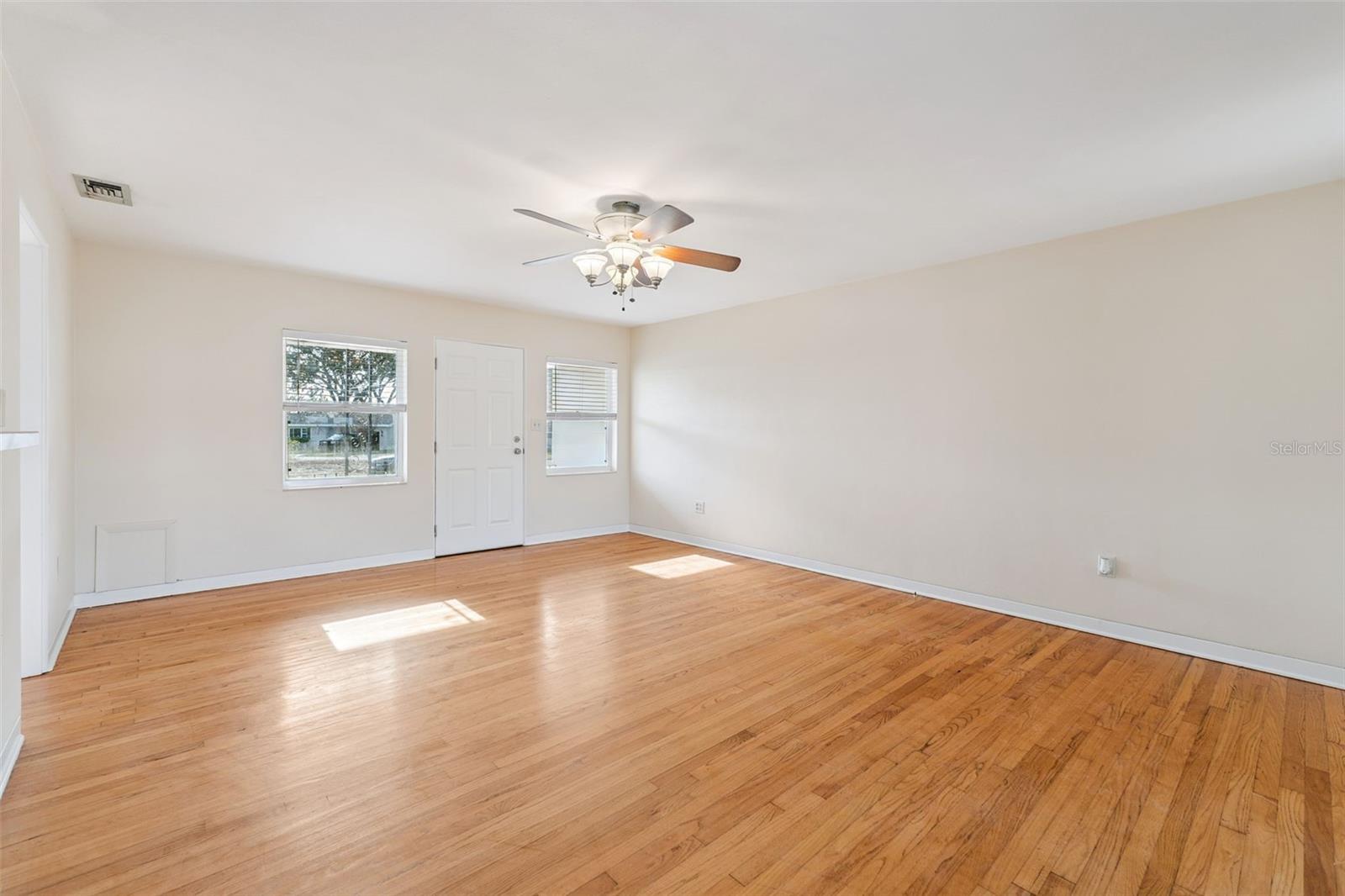 1301 Evalyn, Winter Haven, FL 33880