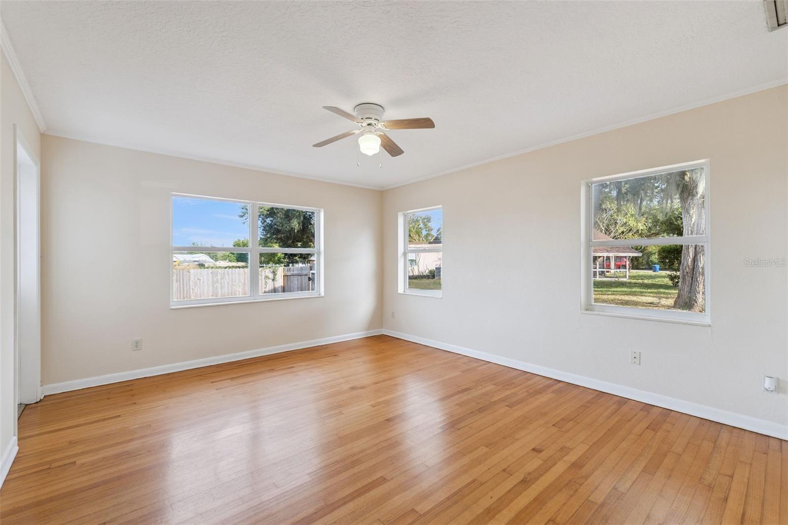 1301 Evalyn, Winter Haven, FL 33880