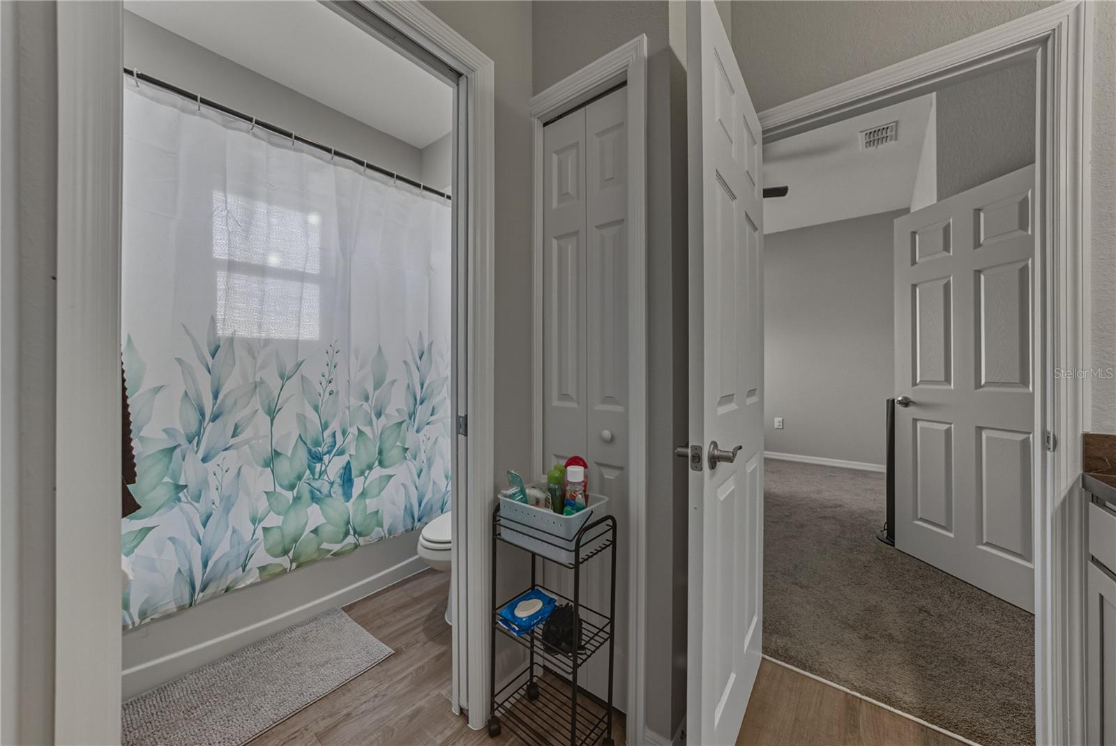 929 Montgomery, Polk City, FL 33868