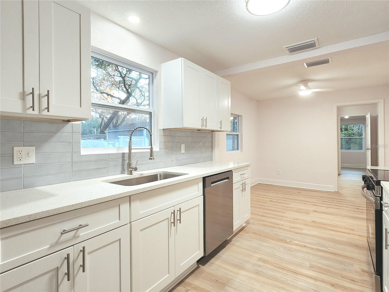 8917 Highland, Tampa, FL 33604