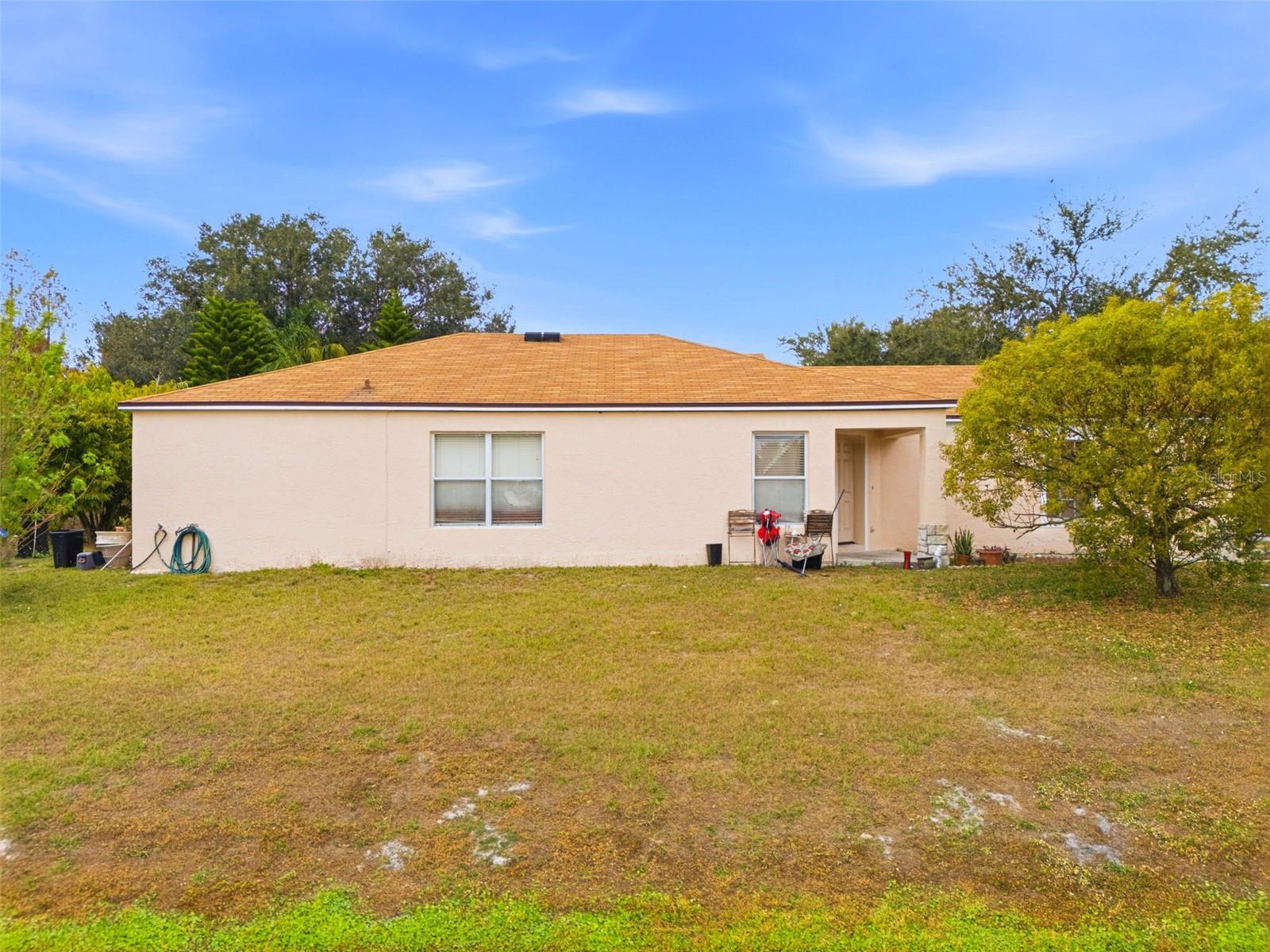 10417 Blackmore, Tampa, FL 33647
