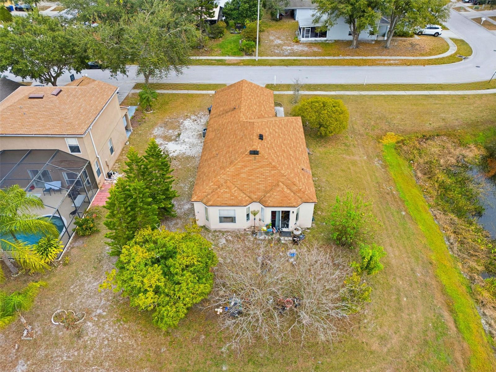 10417 Blackmore, Tampa, FL 33647