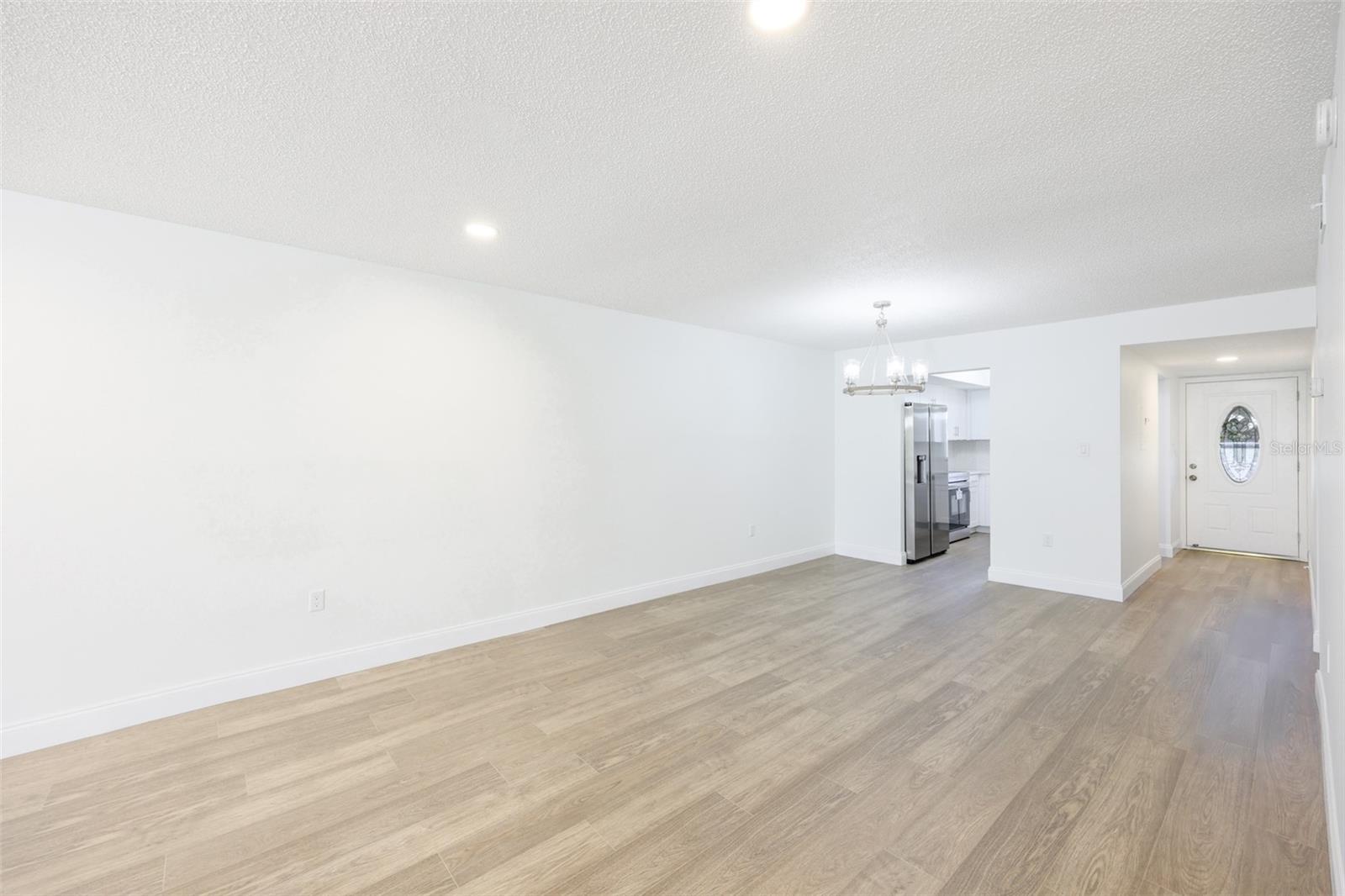 3656 Lake Bayshore Dr, Bldg K Unit 319, Bradenton, FL 34205