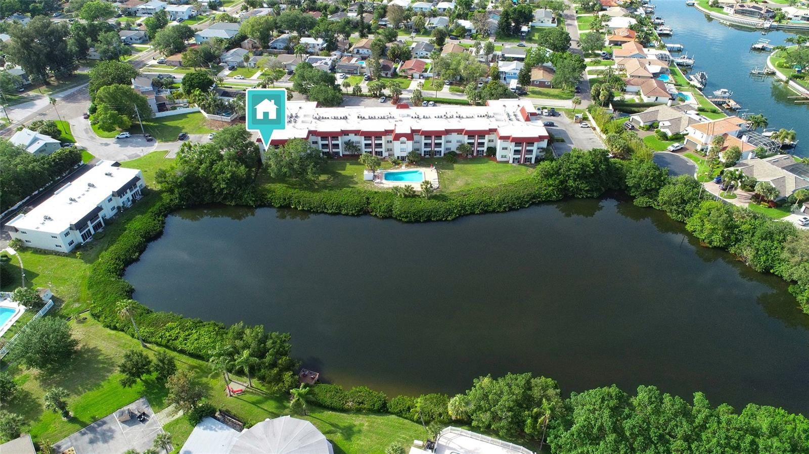 1860 Massachusetts Unit 224, St Petersburg, FL 33703