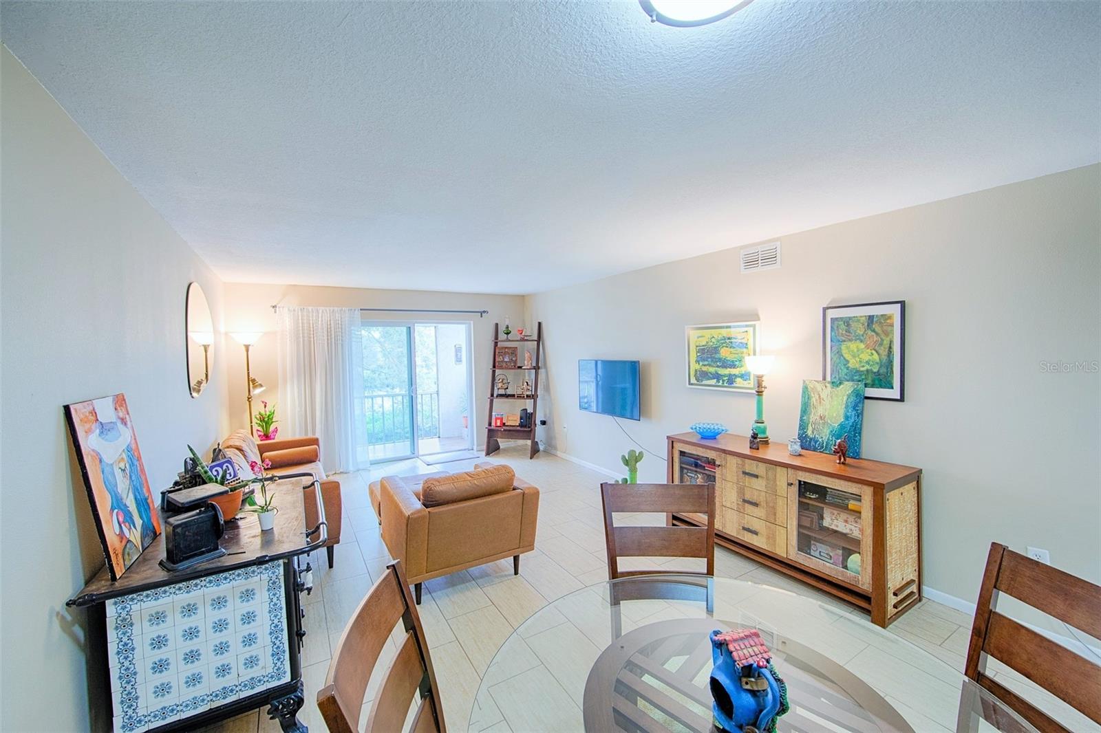 1860 Massachusetts Unit 224, St Petersburg, FL 33703