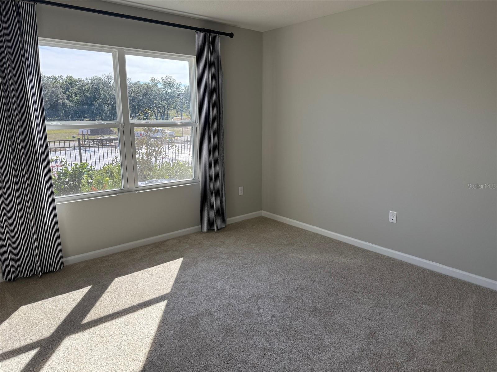 1200 Port Blue, Lady Lake, FL 32159