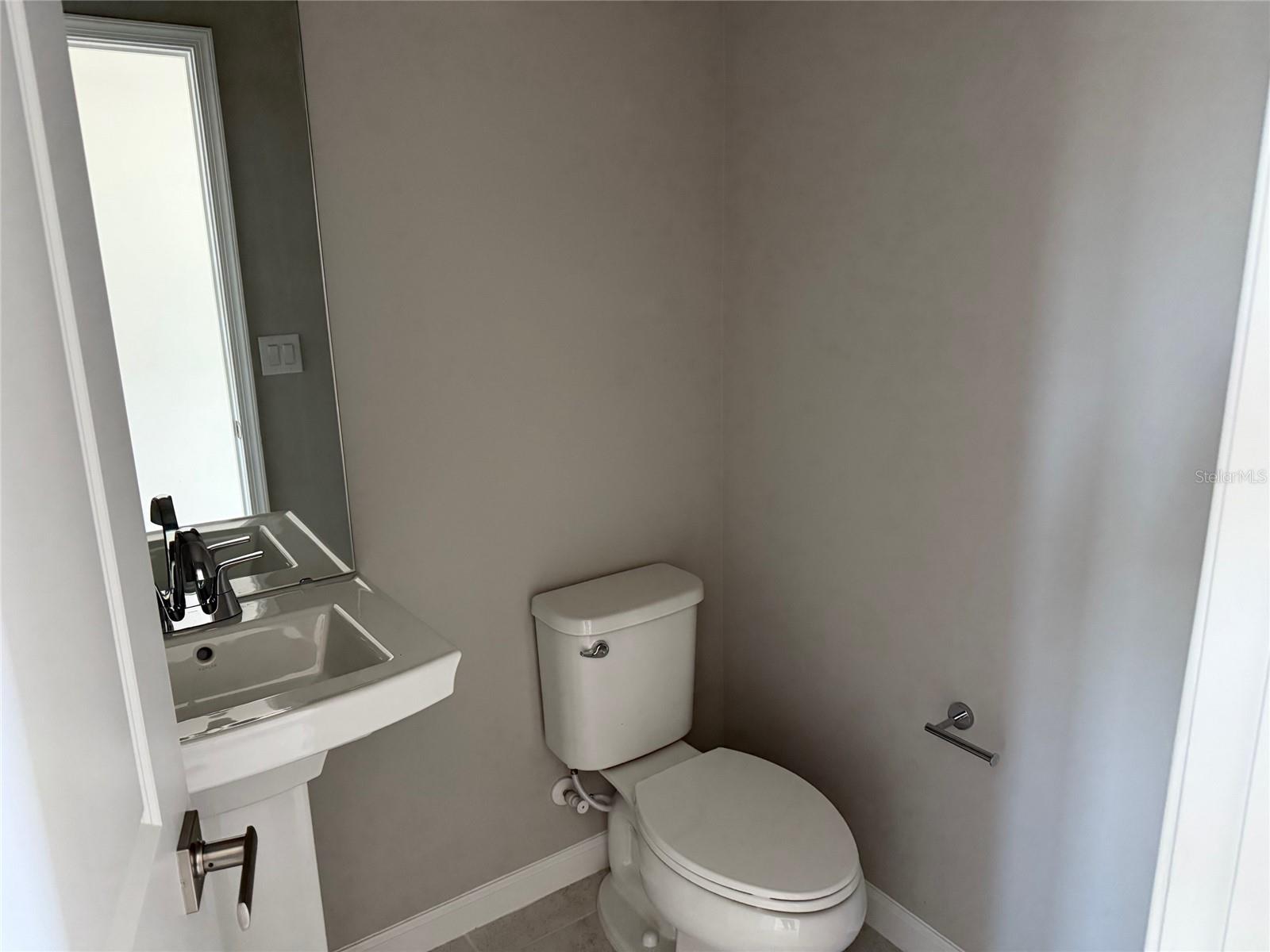 1200 Port Blue, Lady Lake, FL 32159