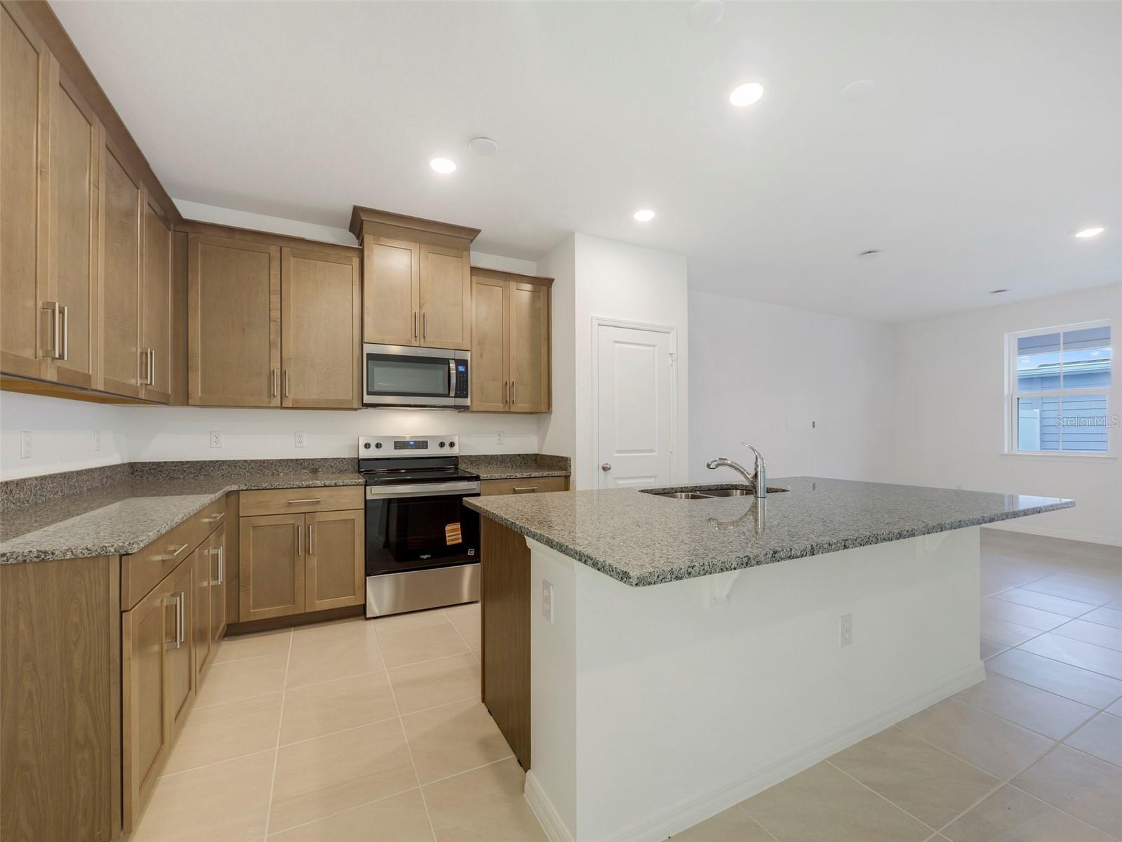 671 Clark, Oviedo, FL 32765