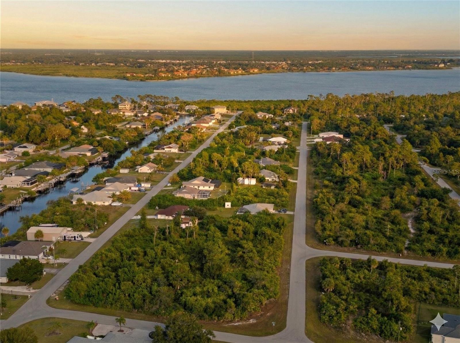 12482 Kneeland, Port Charlotte, FL 33981
