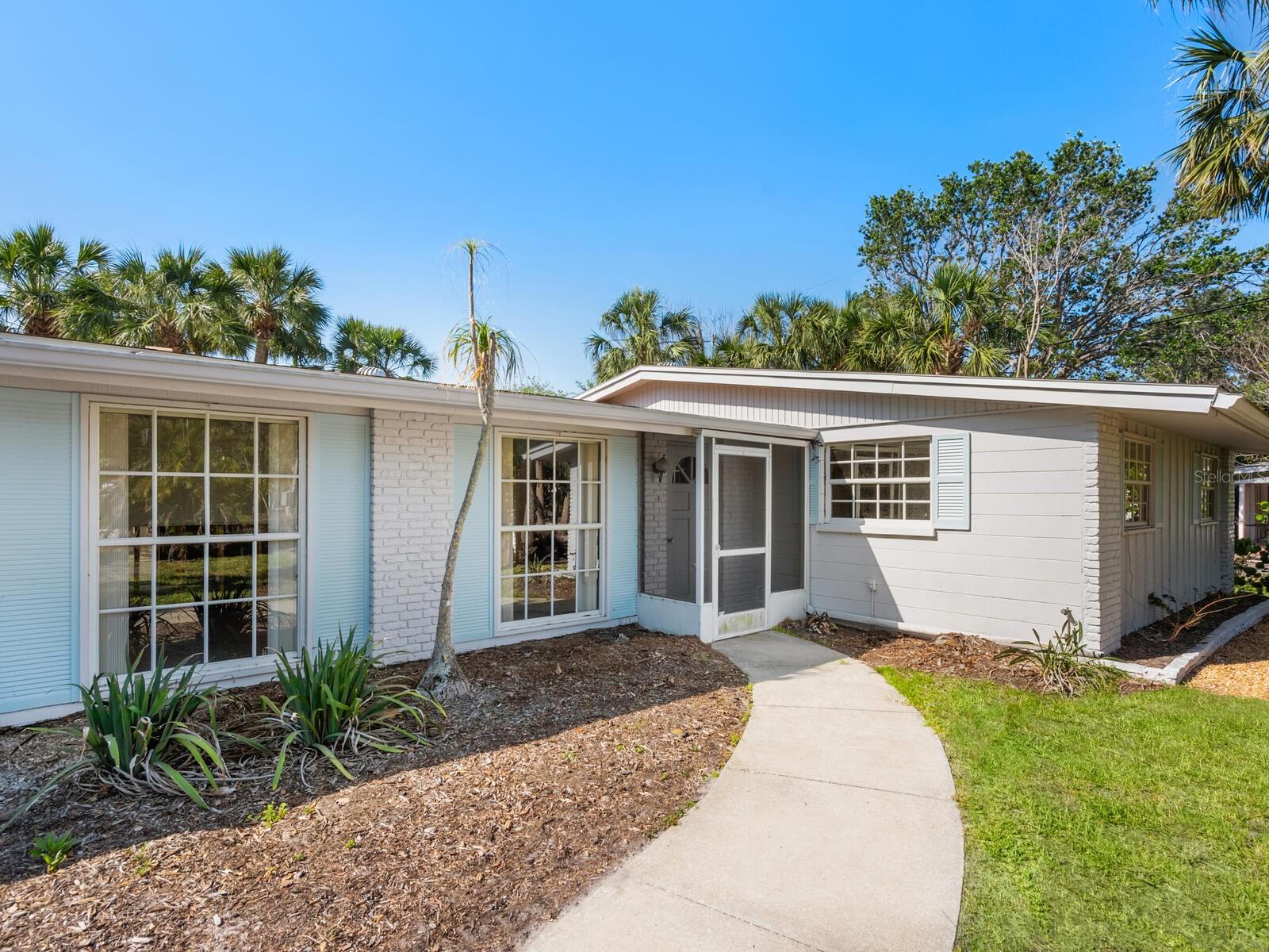 734 Canal, Sarasota, FL 34242