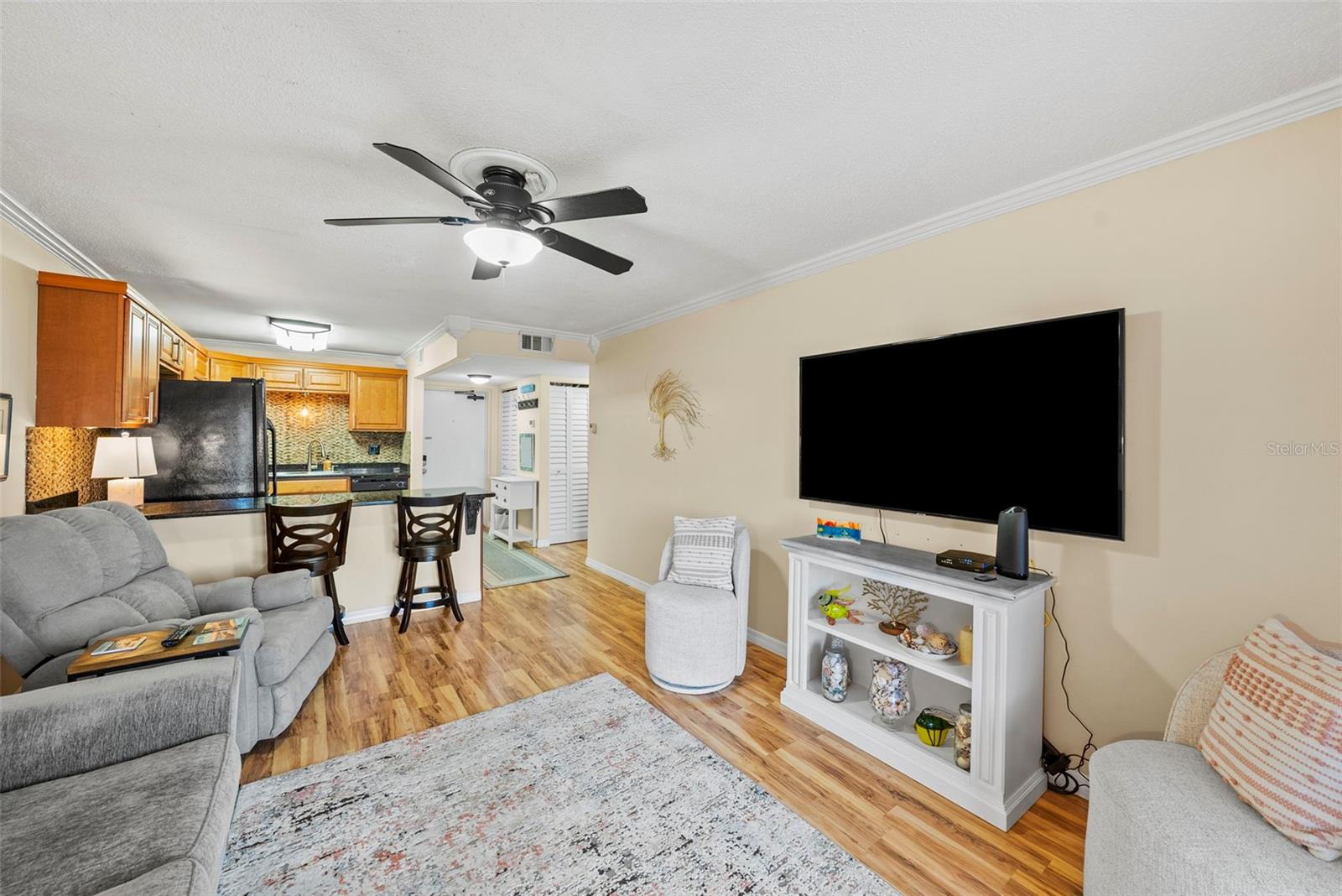 1860 Massachusetts Unit 206, St Petersburg, FL 33703