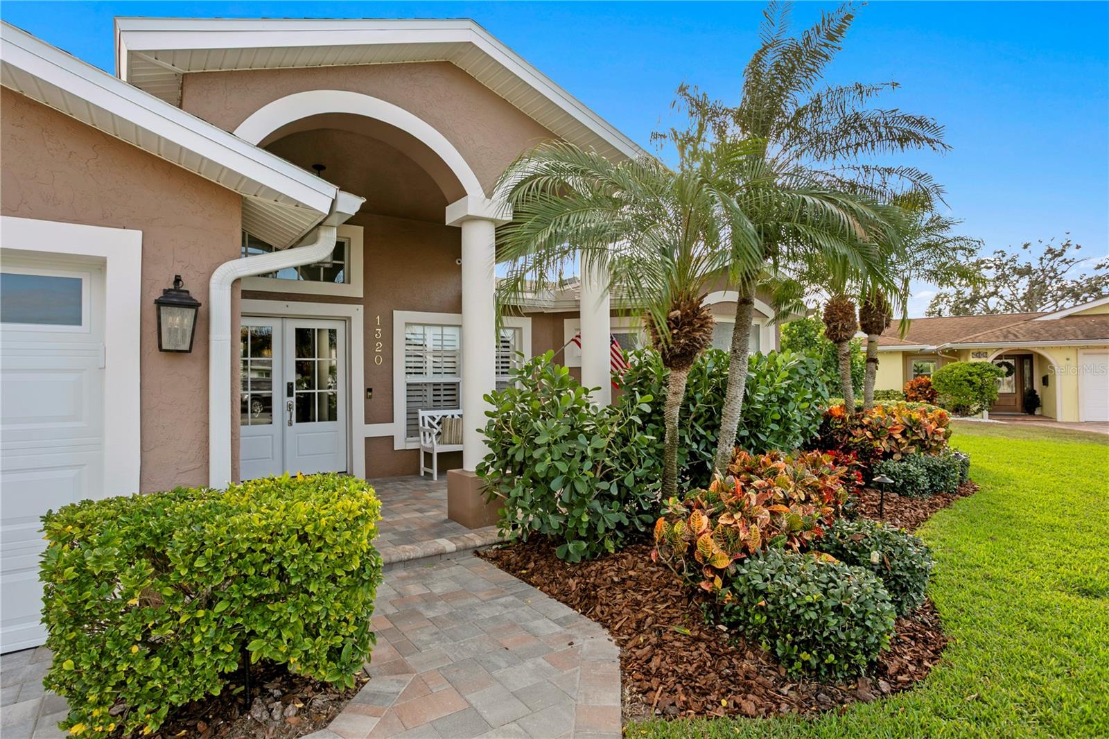 1320 52nd, St Petersburg, FL 33703