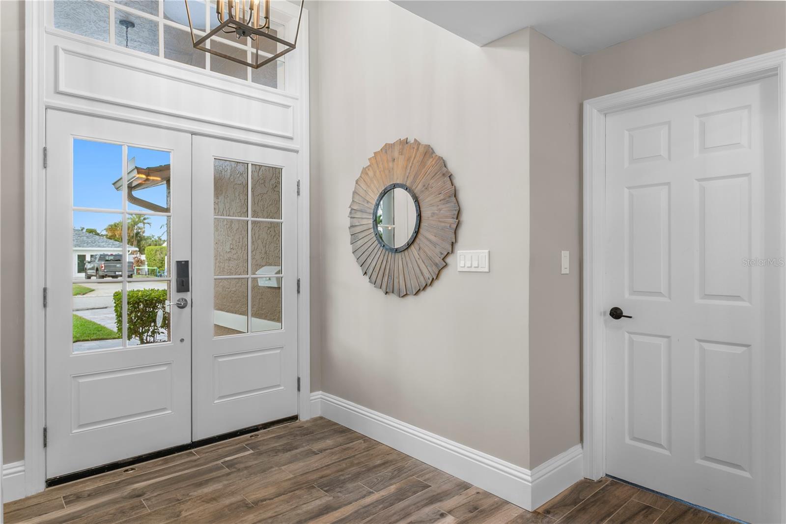 1320 52nd, St Petersburg, FL 33703