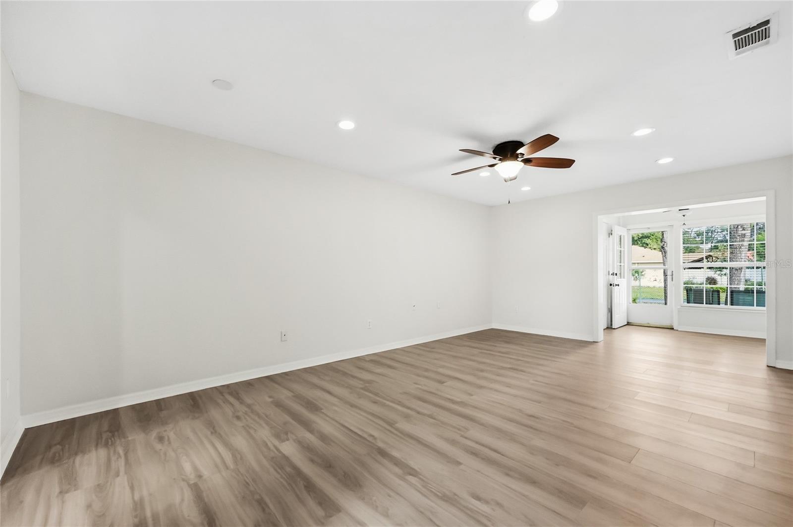 249 Hill Unit 30, Deland, FL 32724