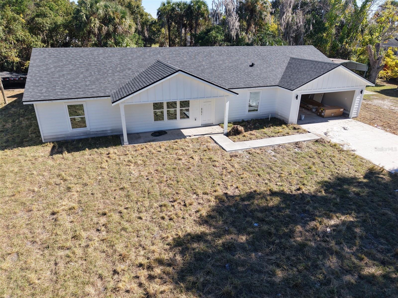 101 Yawn, Interlachen, FL 32148