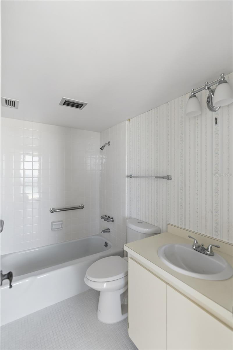 4485 Gulf of Mexico Unit 402, Longboat Key, FL 34228