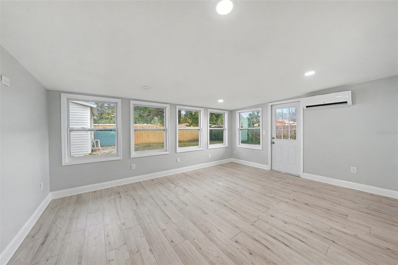 2162 Barcelona, Clearwater, FL 33764