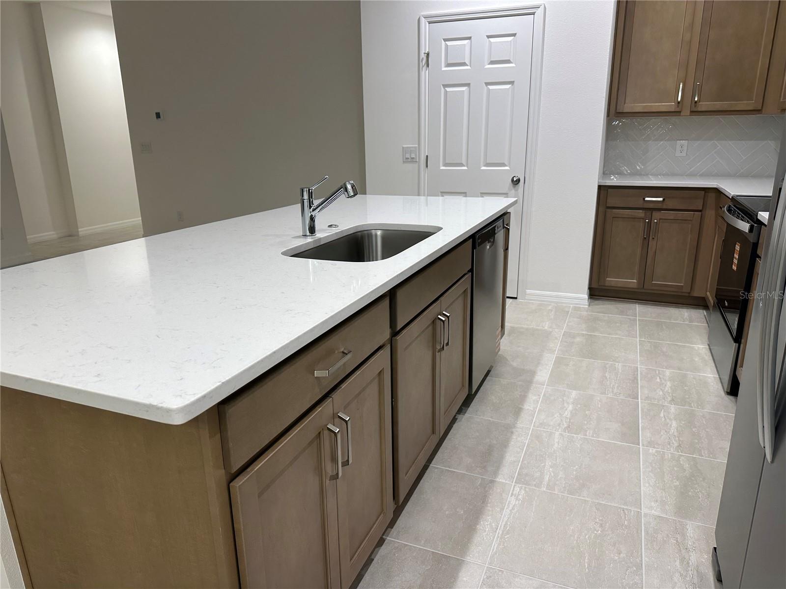 668 Birdswill, Deland, FL 32724