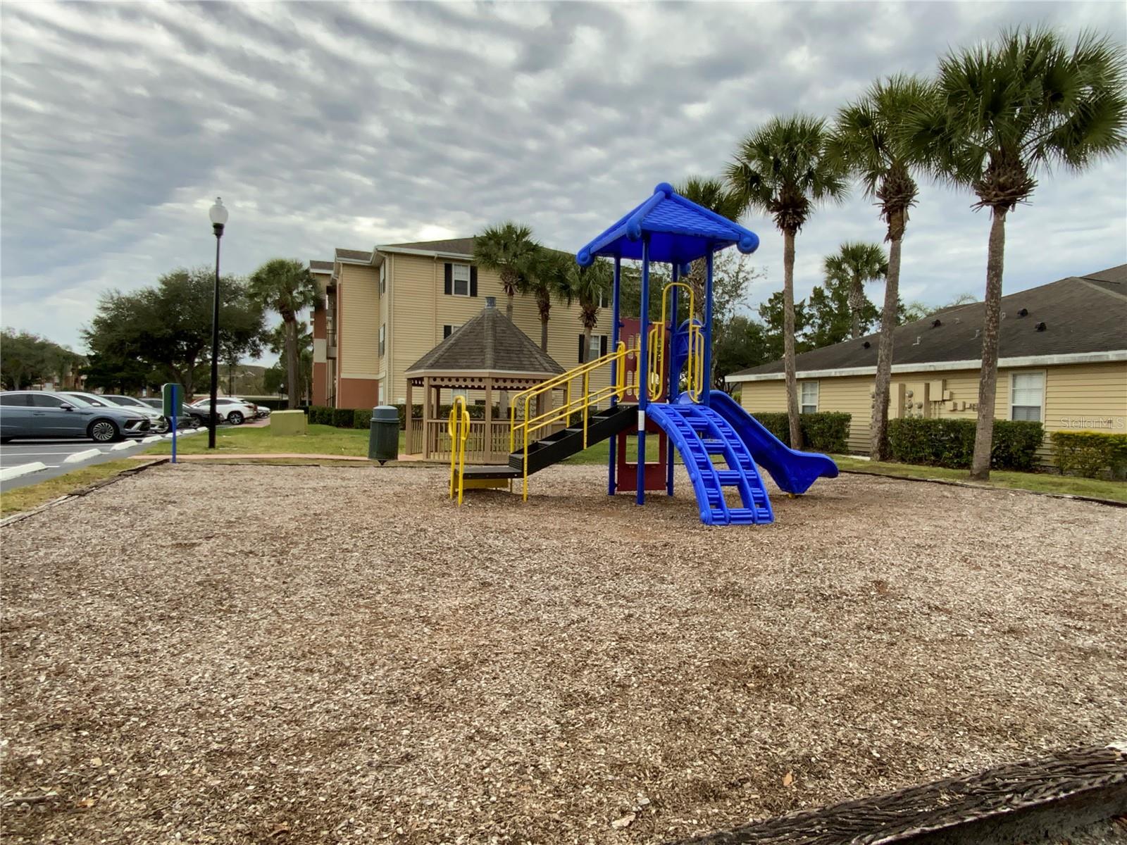 1999 Summer Club Unit 313, Oviedo, FL 32765