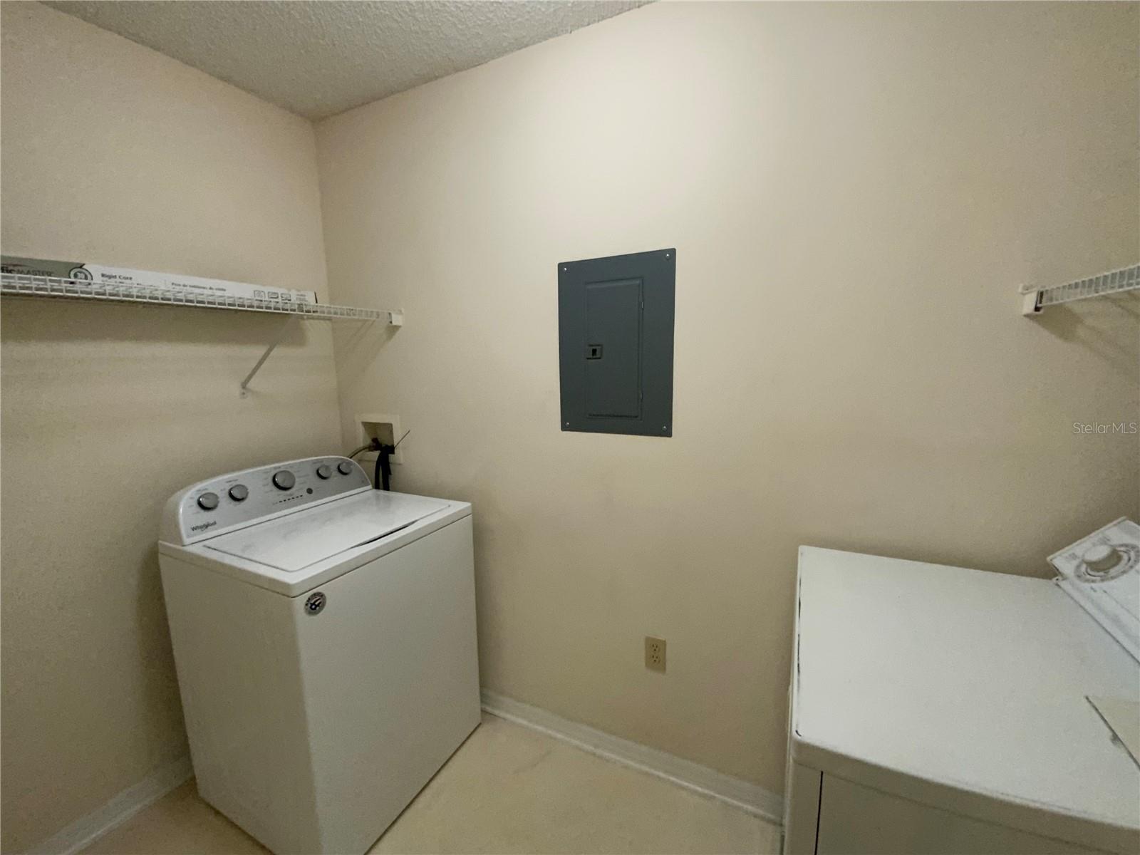 1999 Summer Club Unit 313, Oviedo, FL 32765