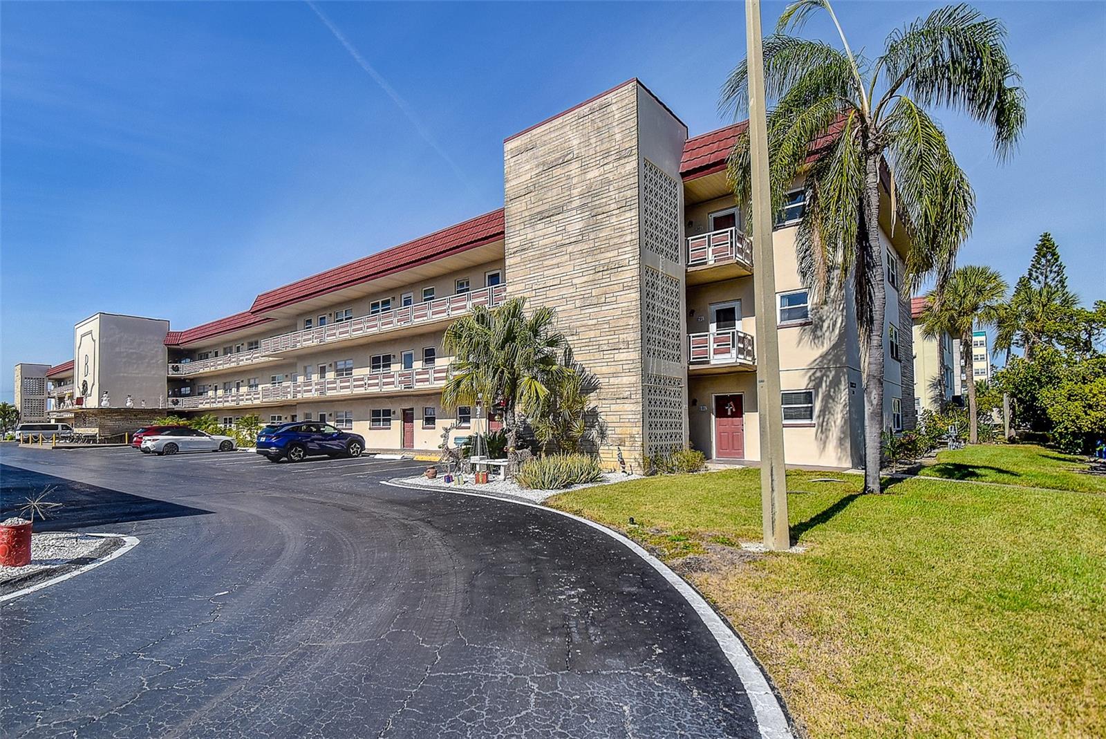 3010 59th Unit 301, Gulfport, FL 33707