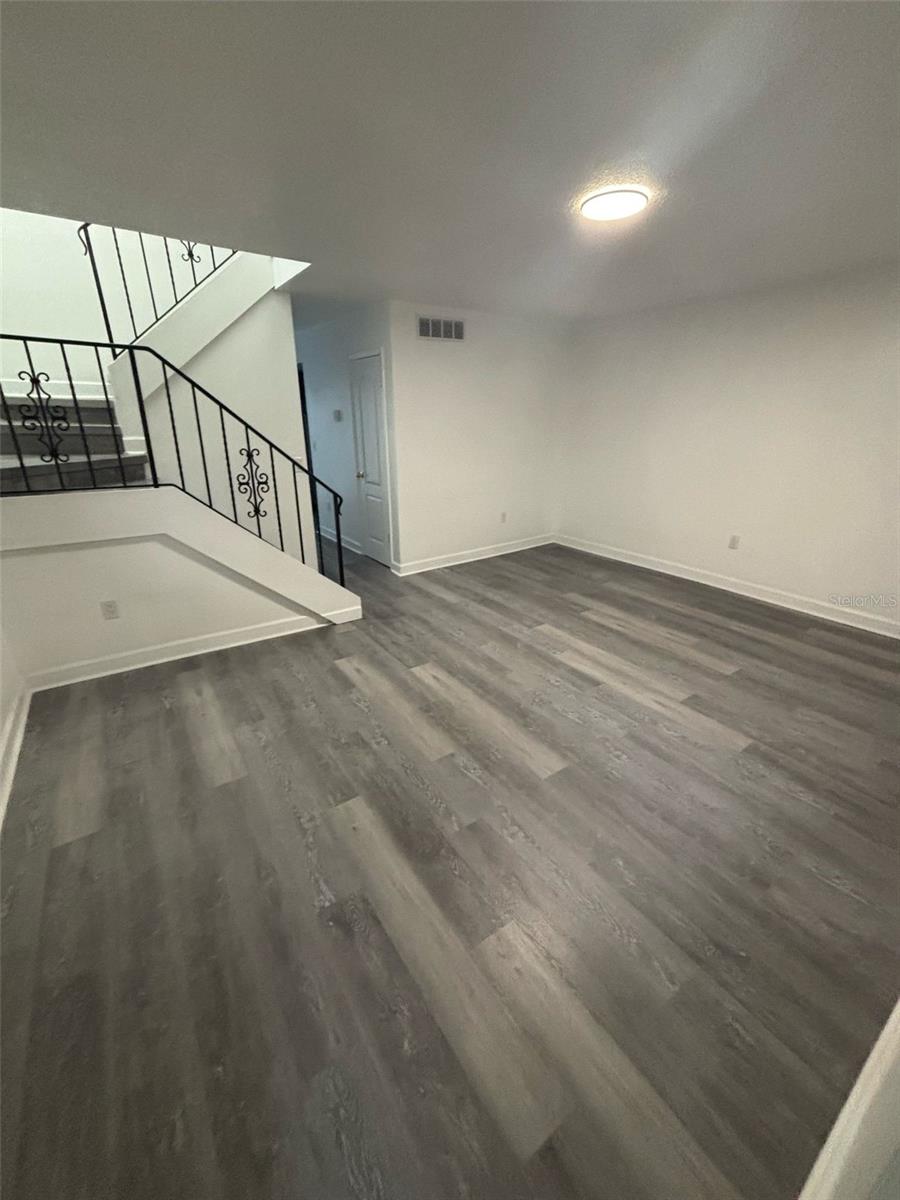 5930 Village Unit Ge, Orlando, FL 32822