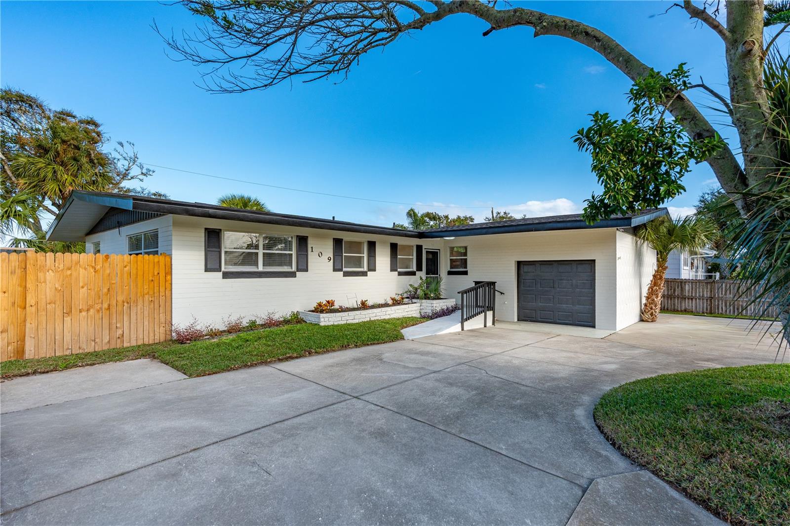 109 Standish, Ormond Beach, FL 32176