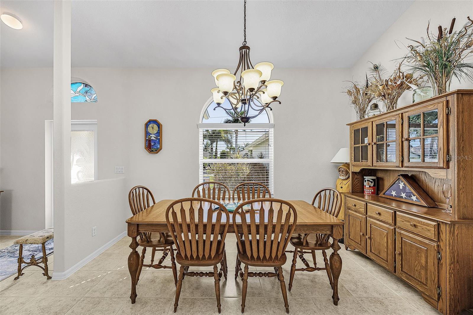 430 39th, Cape Coral, FL 33993