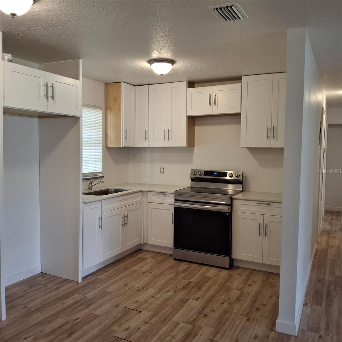 444 Sunnyview, Orlando, FL 32810