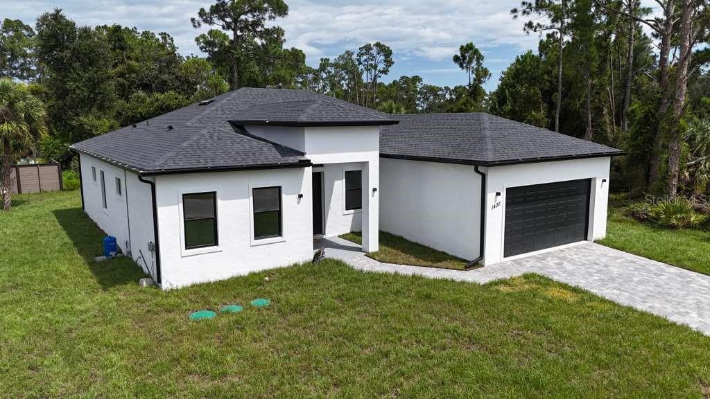 1400 Mendavia, North Port, FL 34286