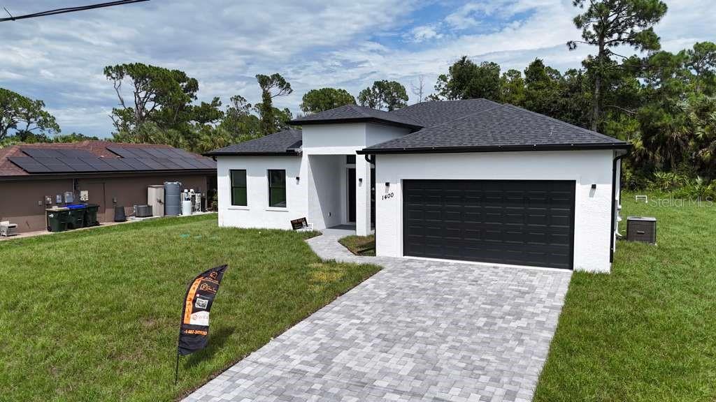 1400 Mendavia, North Port, FL 34286