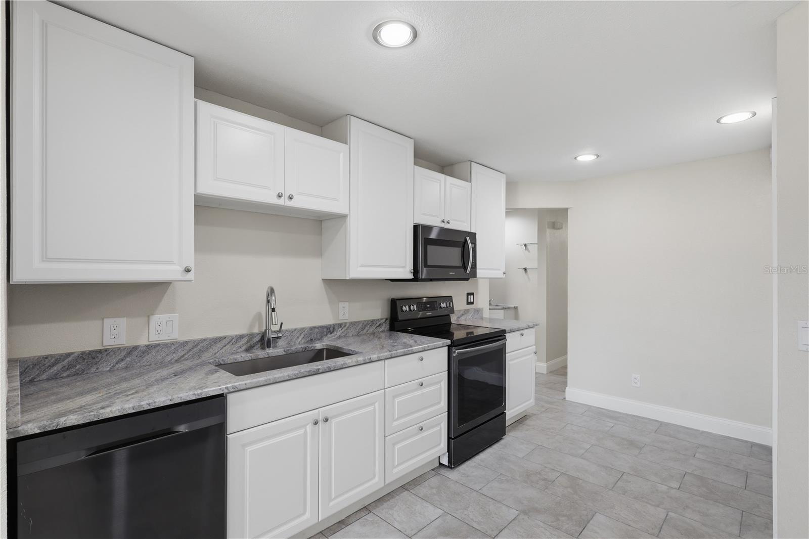 44 Captains, Palm Coast, FL 32137
