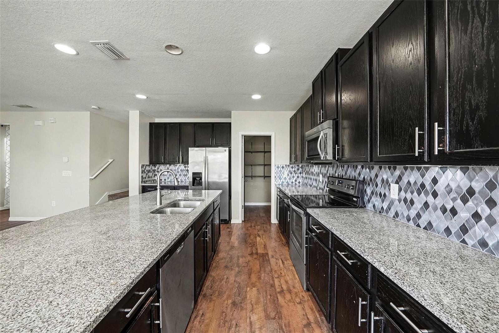 10233 Newminster, Ruskin, FL 33573