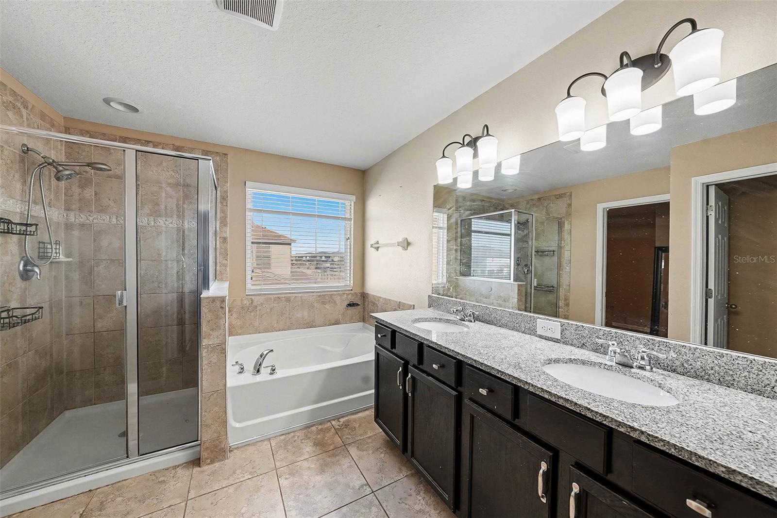 10233 Newminster, Ruskin, FL 33573