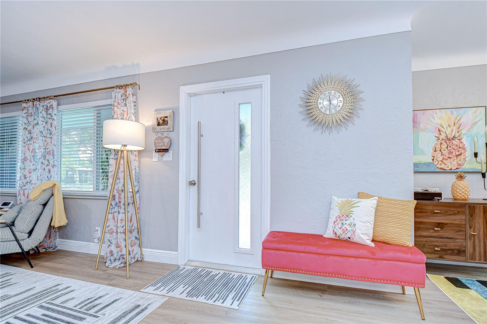 130 63rd, St Petersburg, FL 33707
