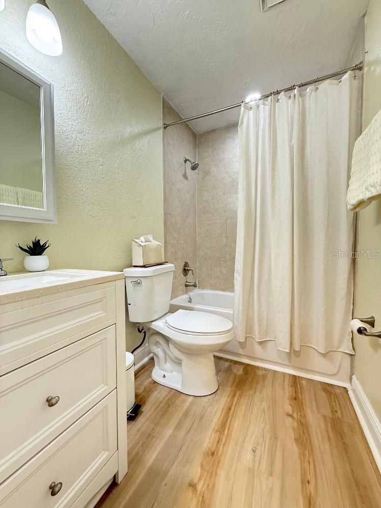 900 Peninsula Unit 205, Daytona Beach, FL 32118
