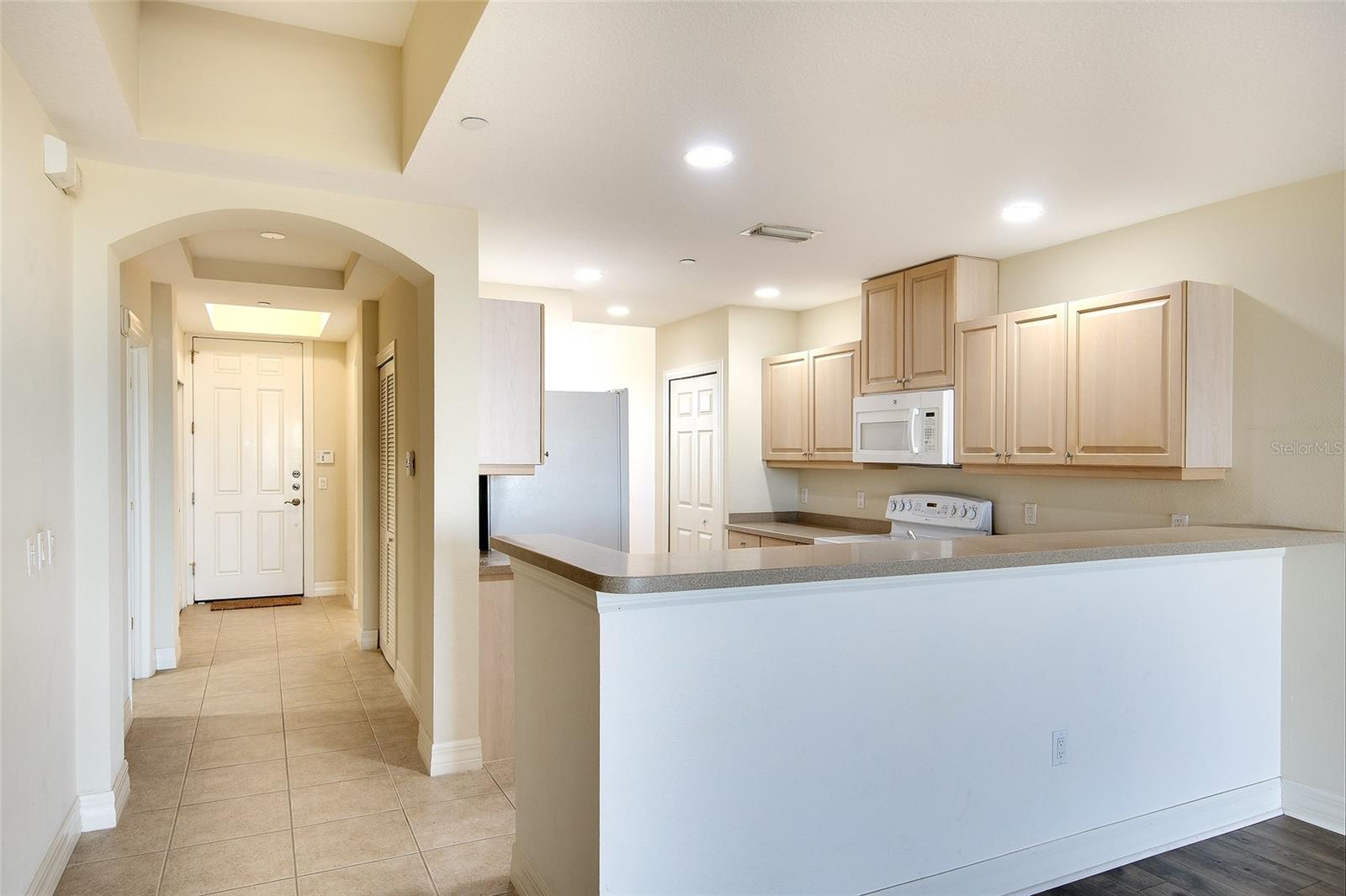 1921 Monte Carlo Unit 603, Sarasota, FL 34231