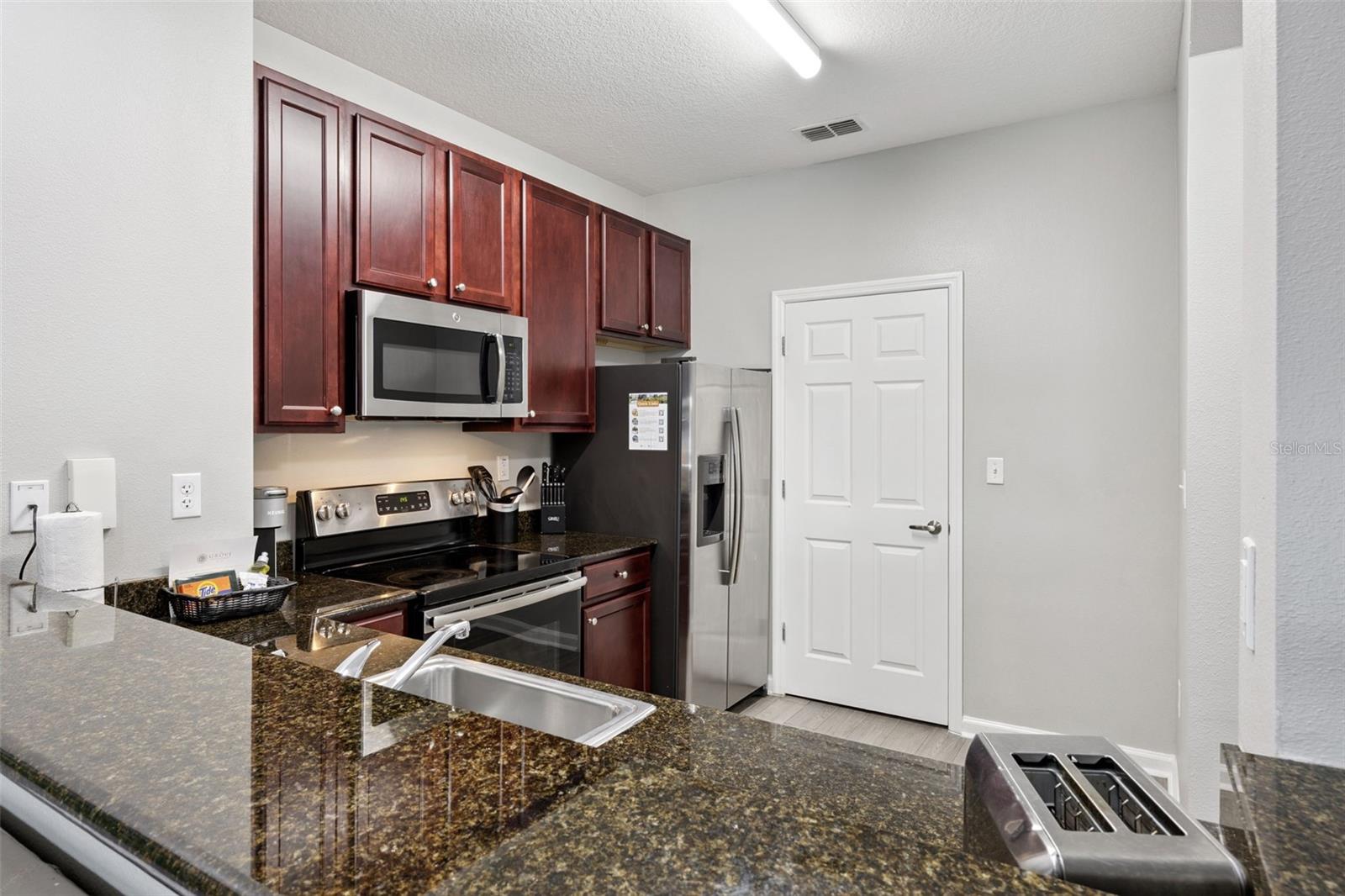 14501 Grove Resort Unit 1111, Winter Garden, FL 34787