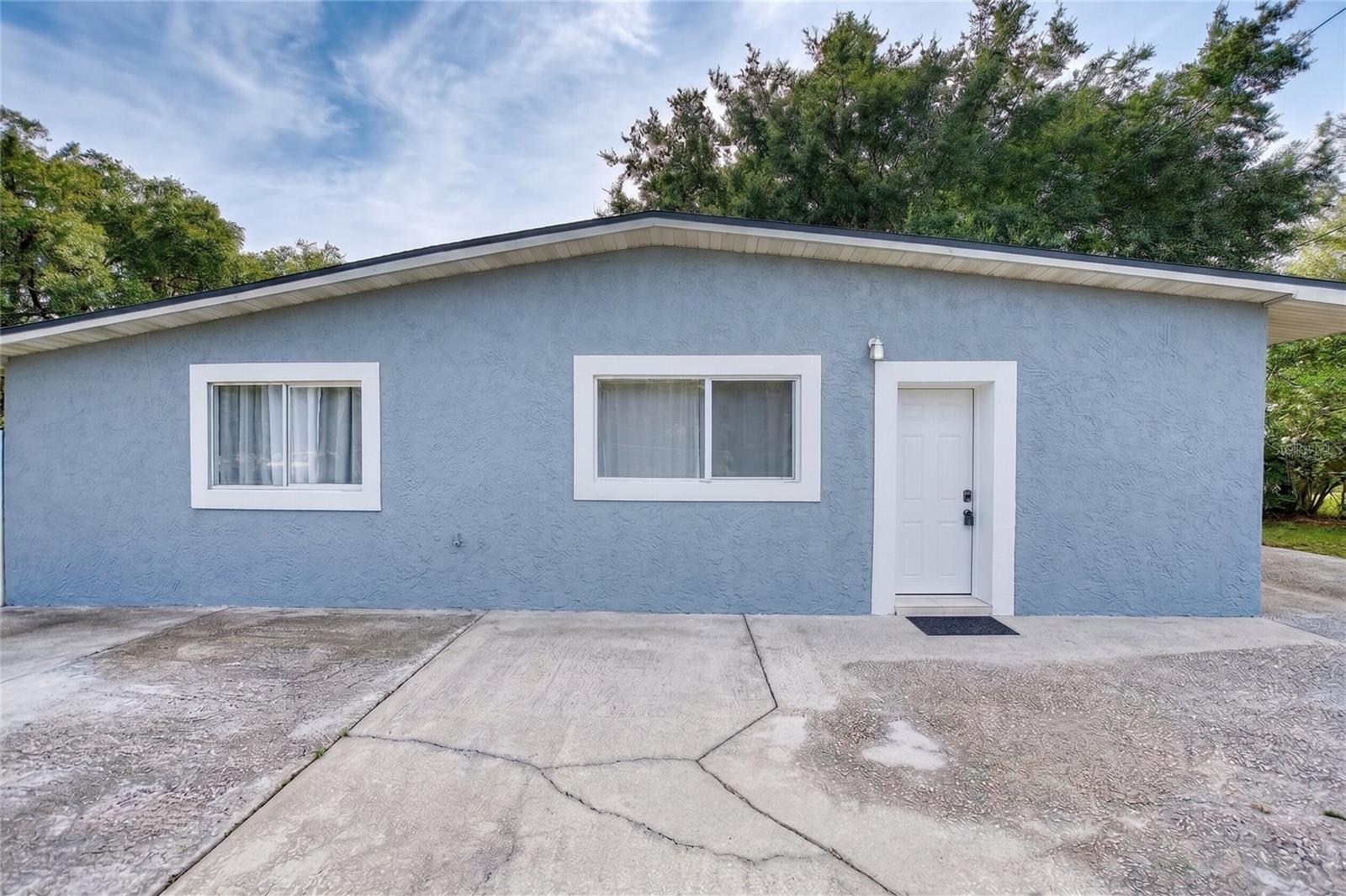 1495 Penniwa, Intercession City, FL 33848