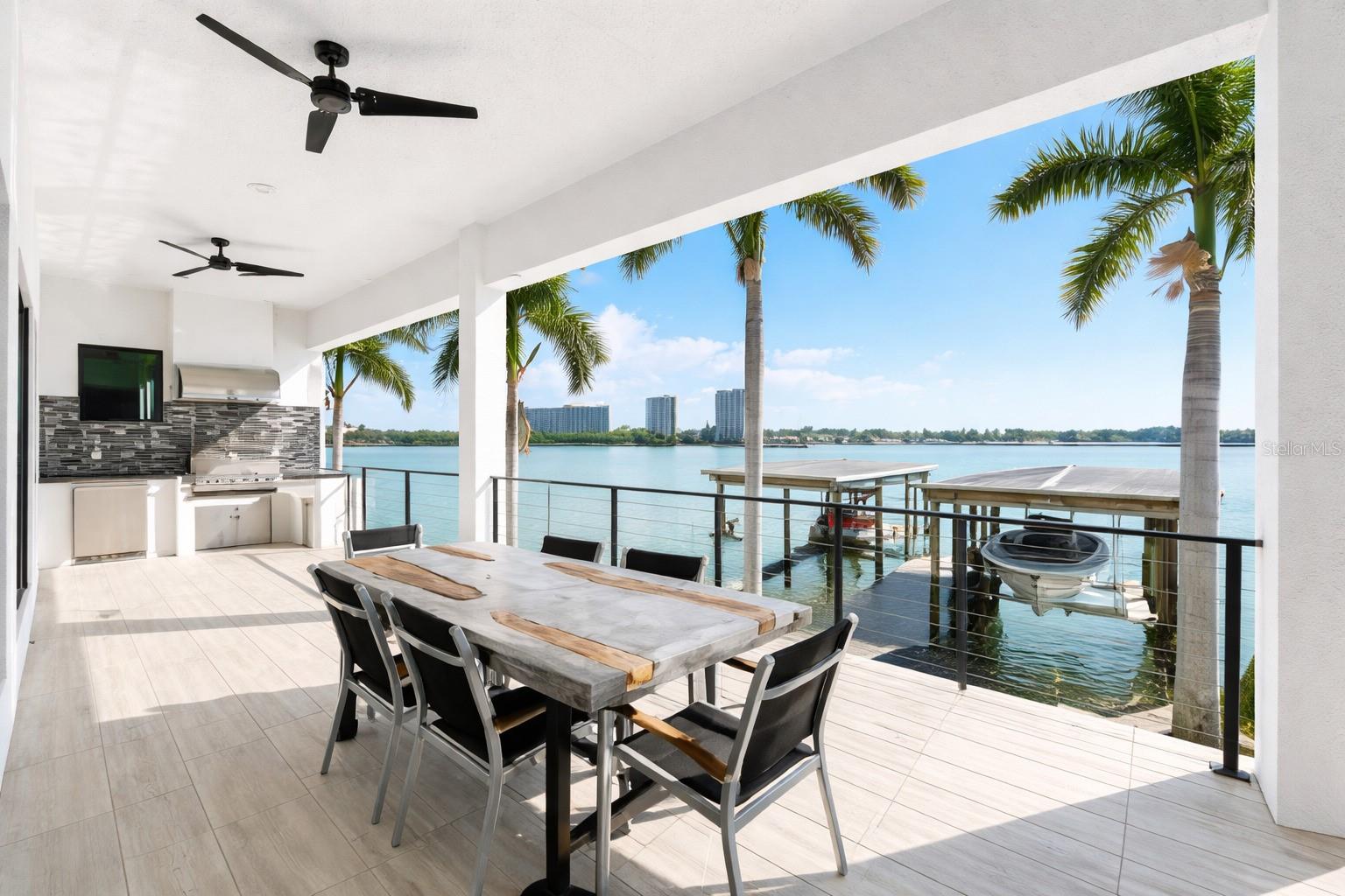 7801 9th, St Petersburg, FL 33707