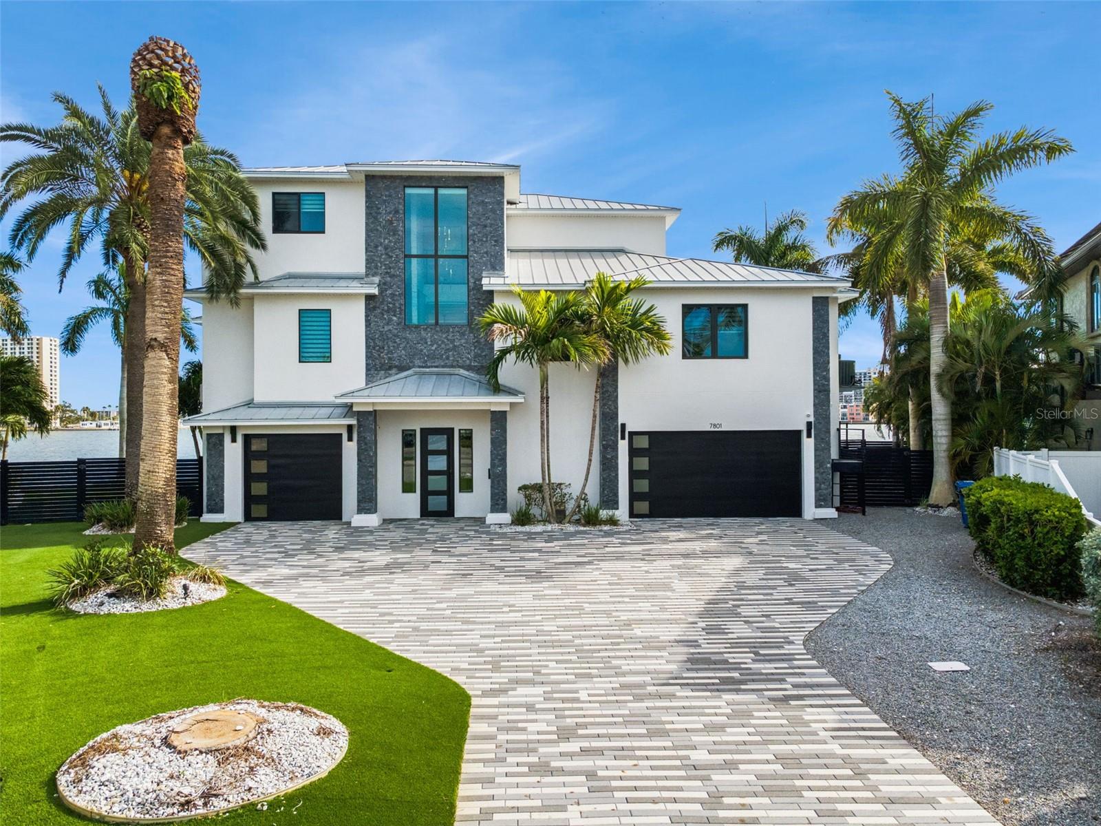 7801 9th, St Petersburg, FL 33707