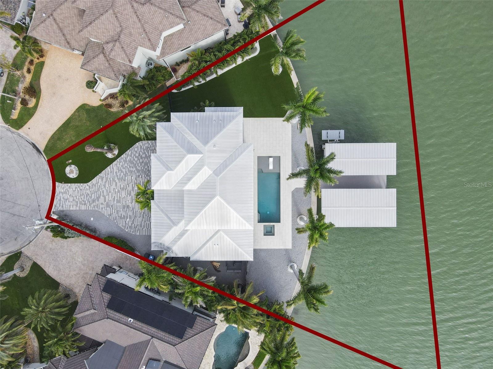 7801 9th, St Petersburg, FL 33707