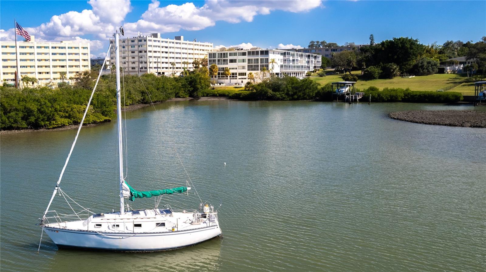 50 Harbor View Unit 11, Belleair Bluffs, FL 33770