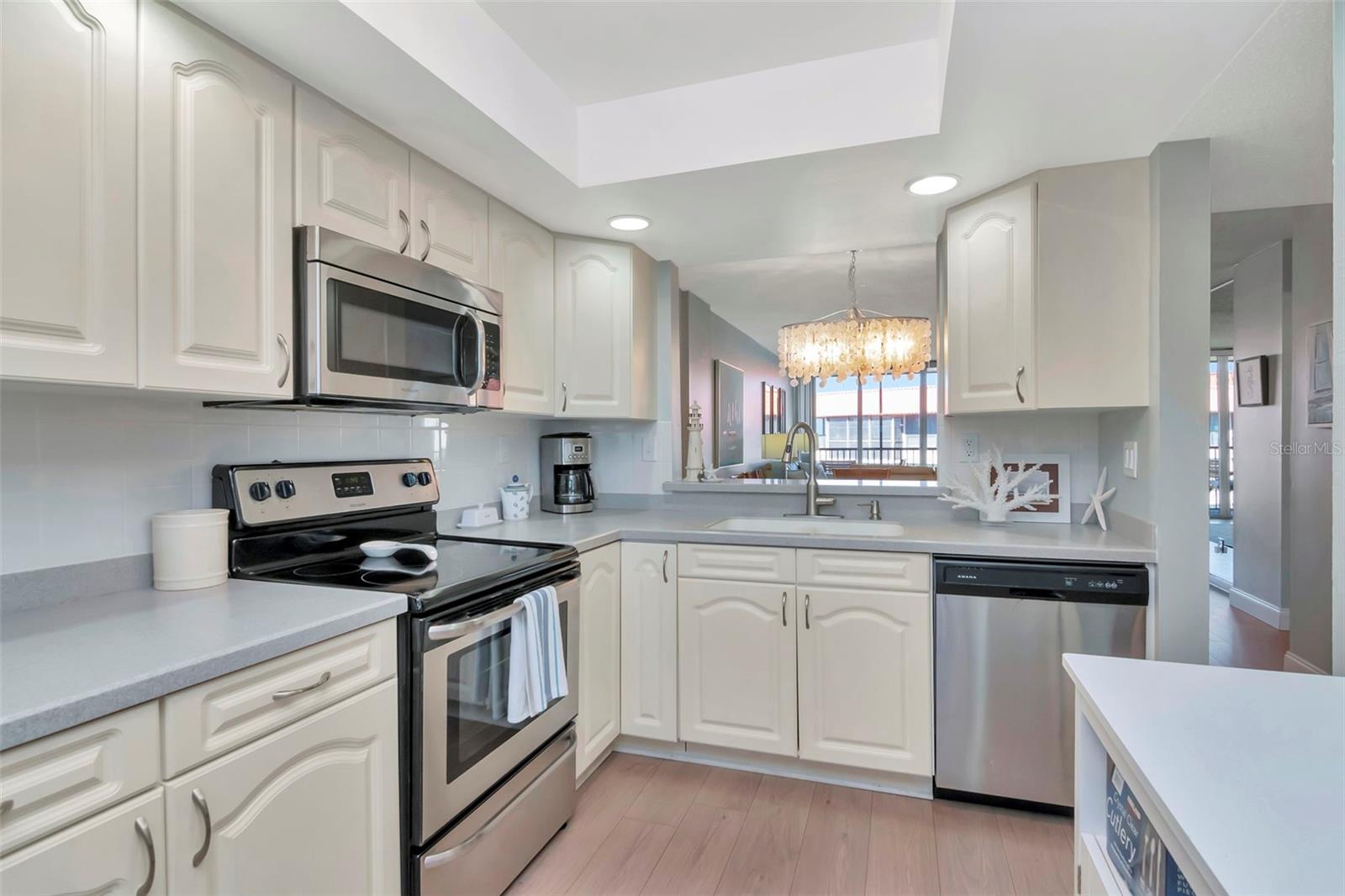 17580 Gulf Unit 403, Redington Shores, FL 33708