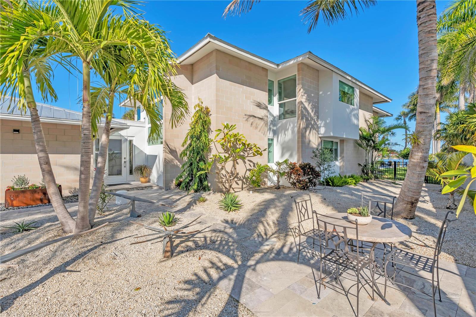 701 Tyler, Sarasota, FL 34236