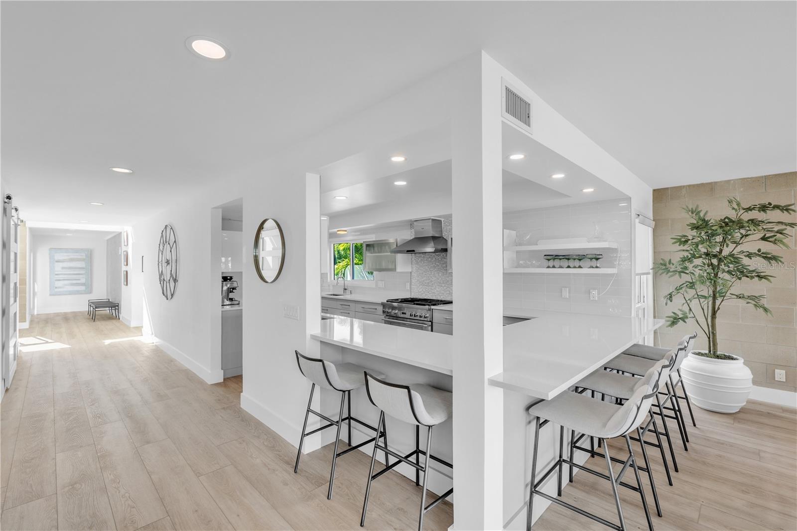 701 Tyler, Sarasota, FL 34236