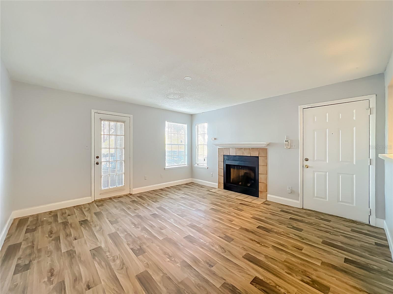 4301 Lizshire Unit 107, Orlando, FL 32822