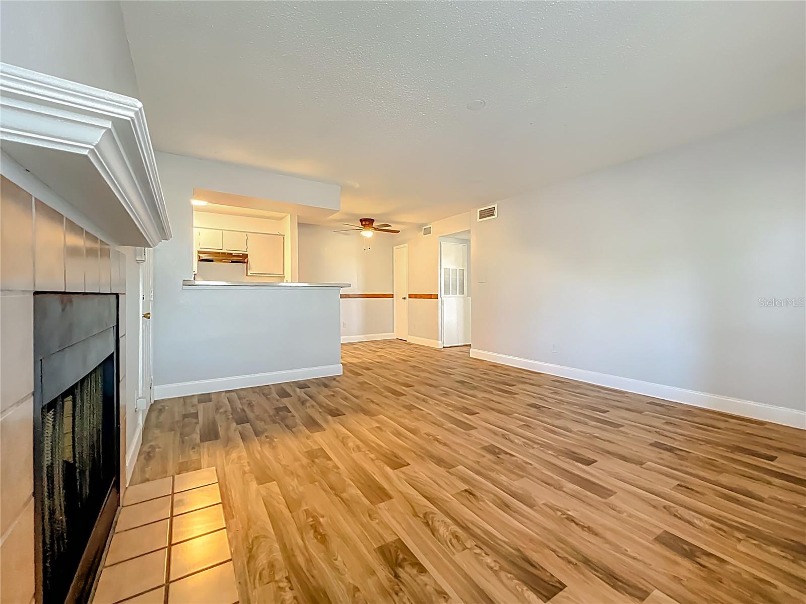 4301 Lizshire Unit 107, Orlando, FL 32822